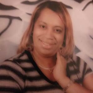 Meet your Posher, Rena